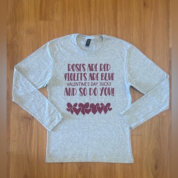 Valentines day sucks shirt - Picture 1 of 2